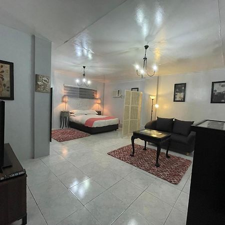 Sunbloom Beachfront Hotel And Restaurant Zambales Sinabacan ภายนอก รูปภาพ