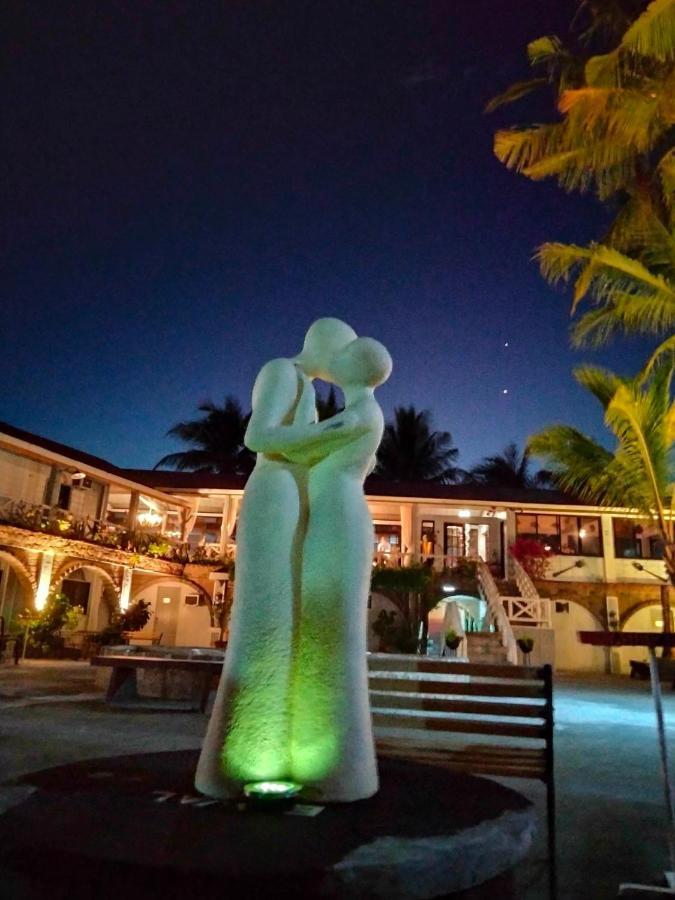 Sunbloom Beachfront Hotel And Restaurant Zambales Sinabacan ภายนอก รูปภาพ